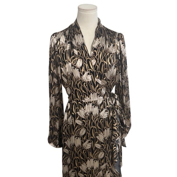 Banana Republic Fiori Ruffle Wrap Dress Black Gold Silk Size S Party Wedding - Picture 7 of 14